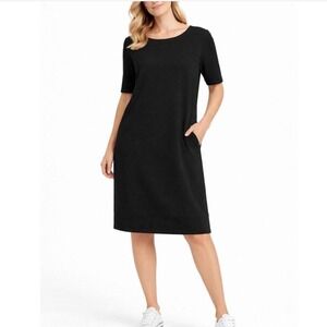 Eileen Fisher Tencel Lyocell Spandex Black Tee Shirt Relaxed fit Size Small